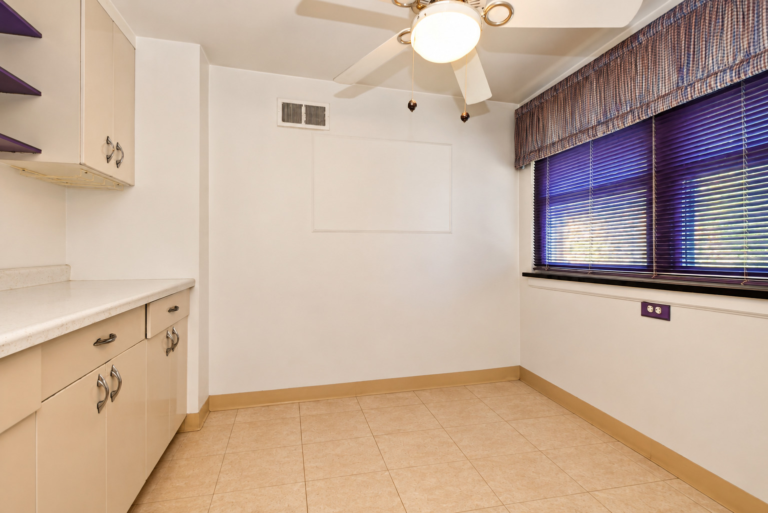 2631 Central Drive Property Photo 17