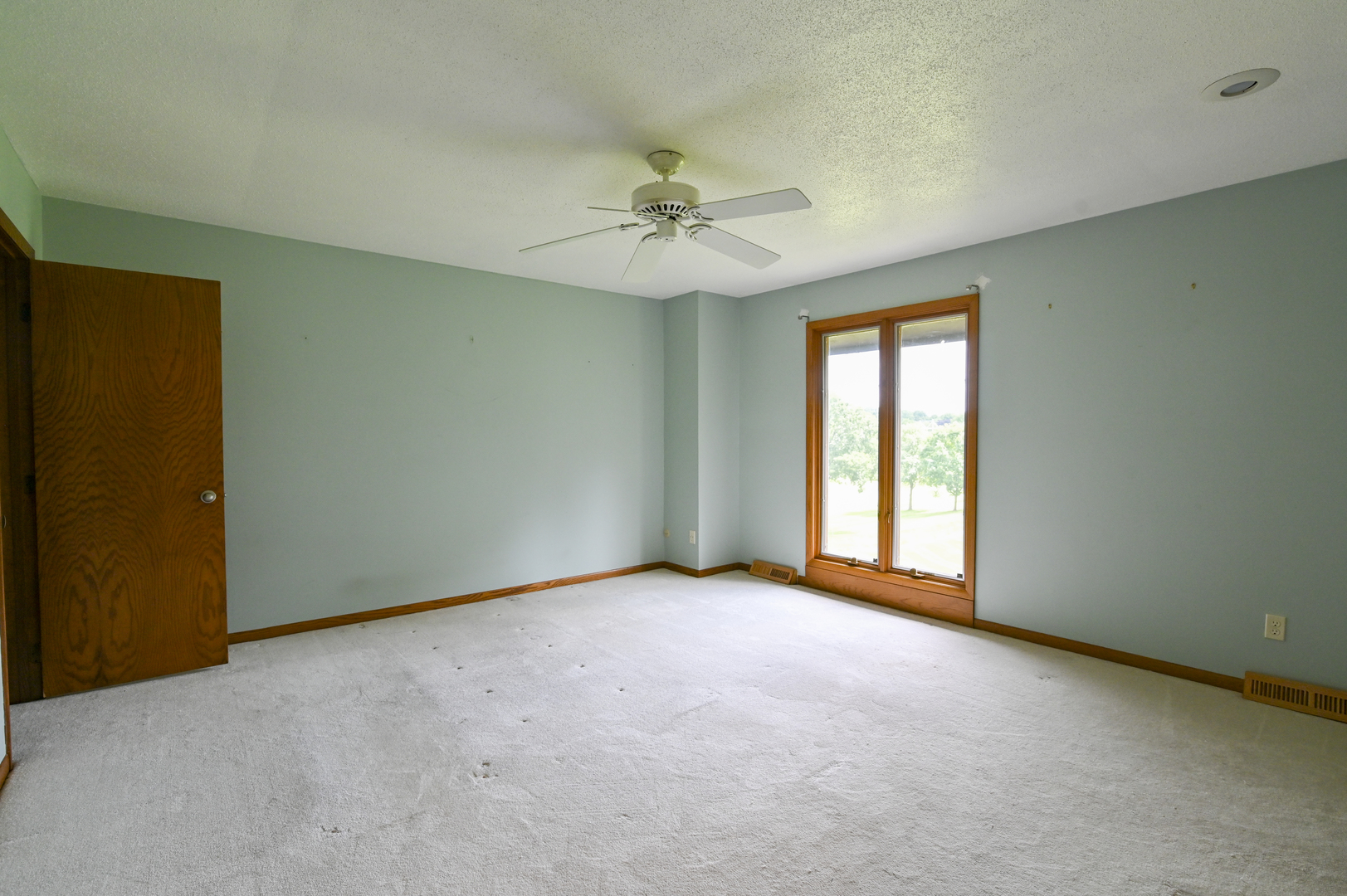 6401 Utica Ridge Road 28 Property Photo 13