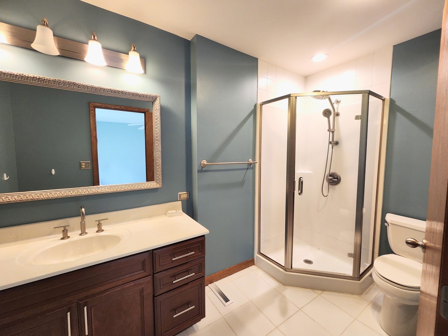 6401 Utica Ridge Road 28 Property Photo 14
