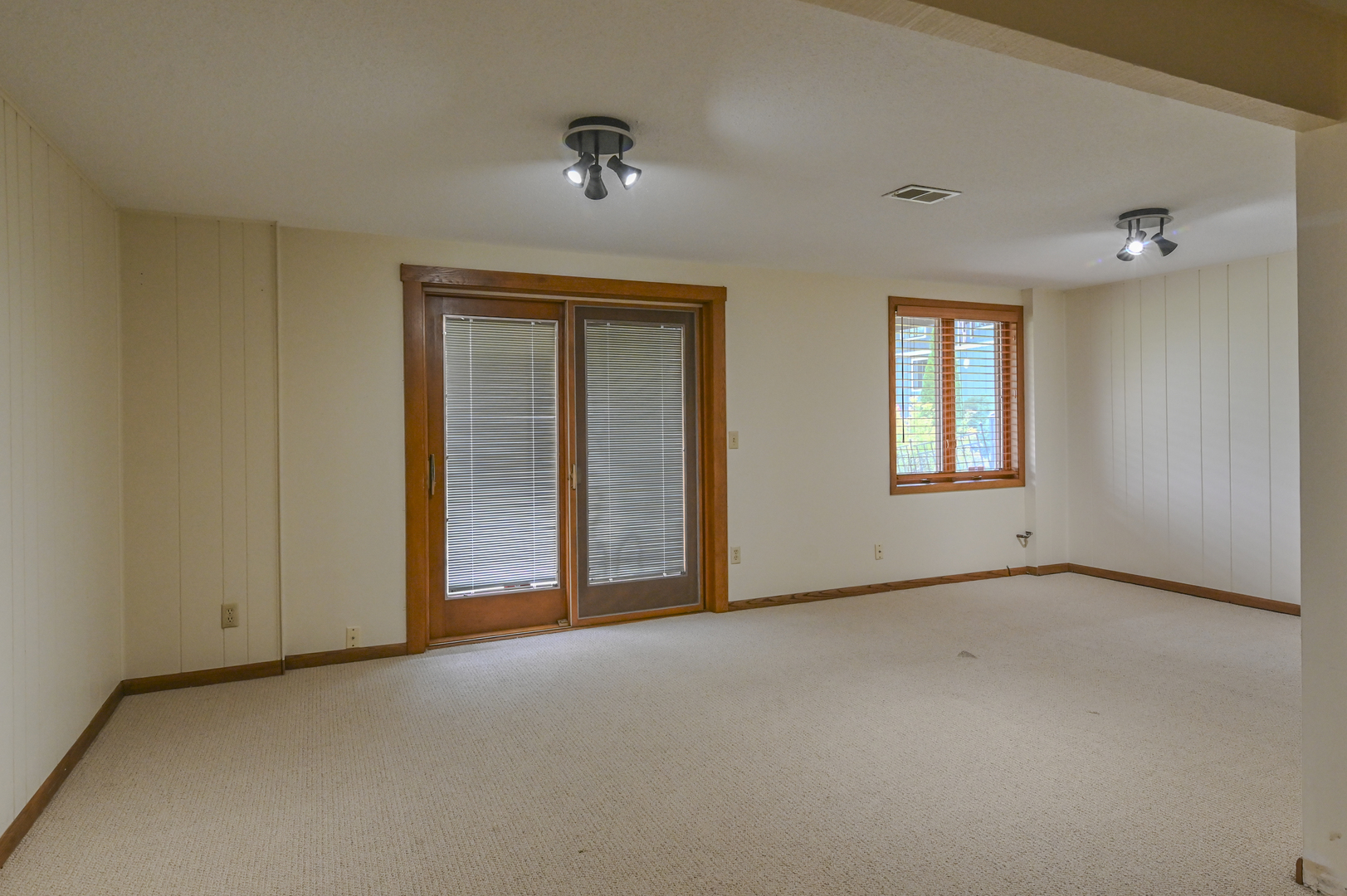 6401 Utica Ridge Road 28 Property Photo 18