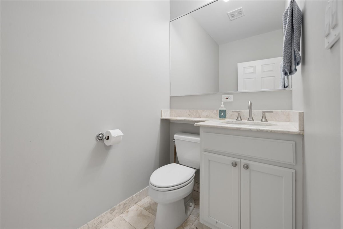 1015 N Hermitage Avenue B Property Photo 13