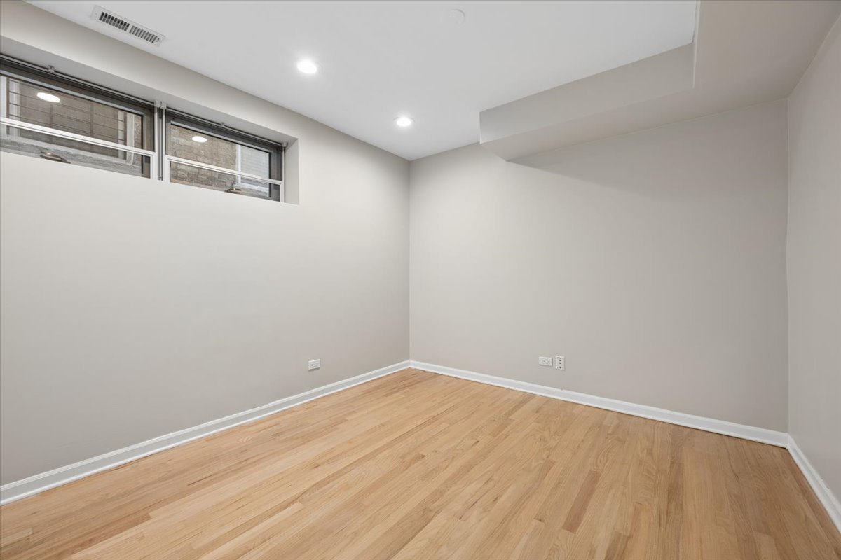 1015 N Hermitage Avenue B Property Photo 30