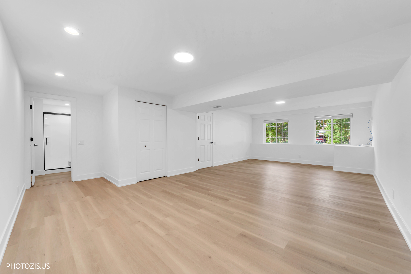 235 Aberdeen Drive Property Photo 24