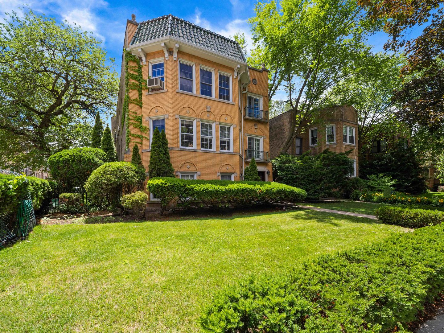 1016 Austin Street Property Photo 1