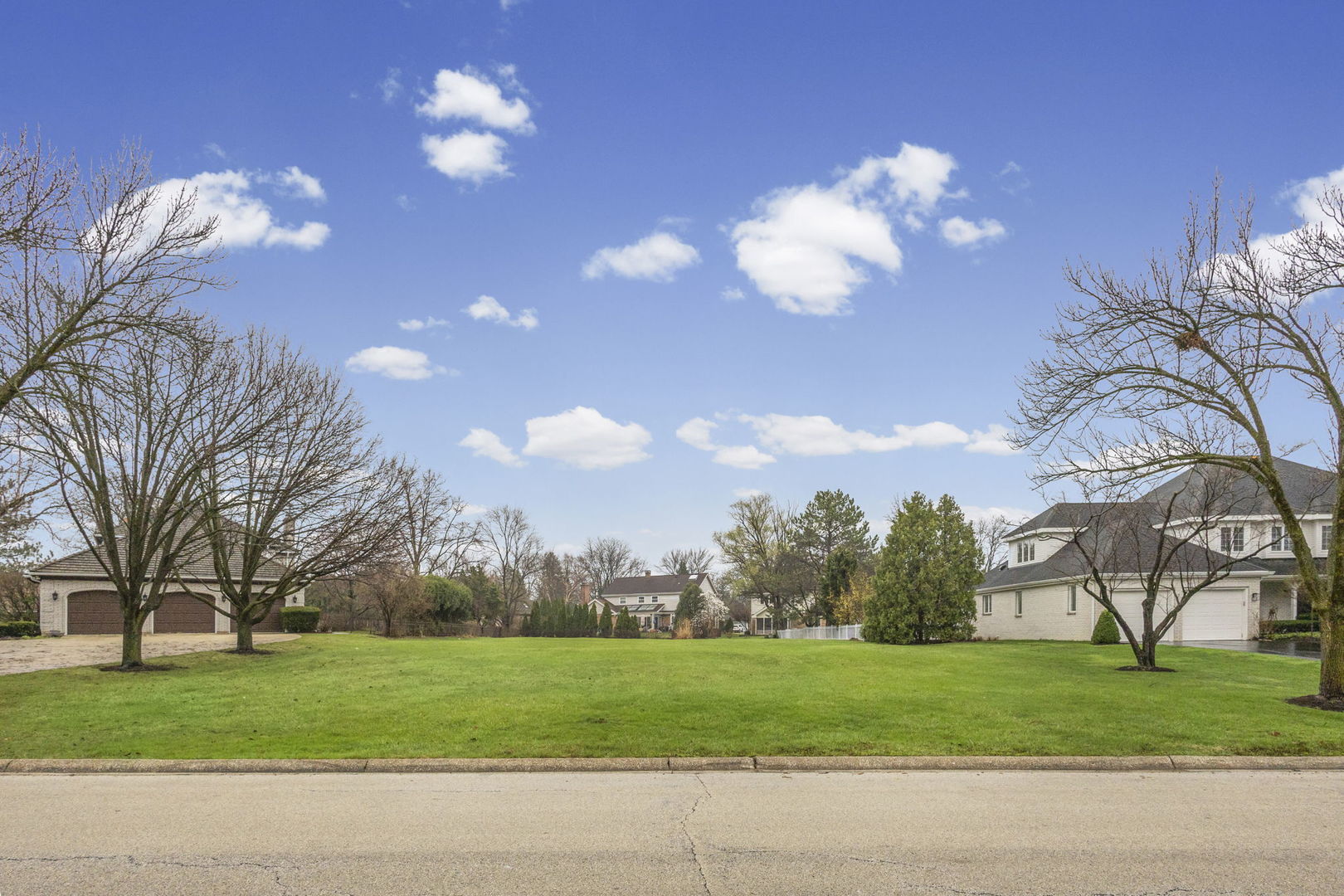 343 Hambletonian Drive Property Photo 4