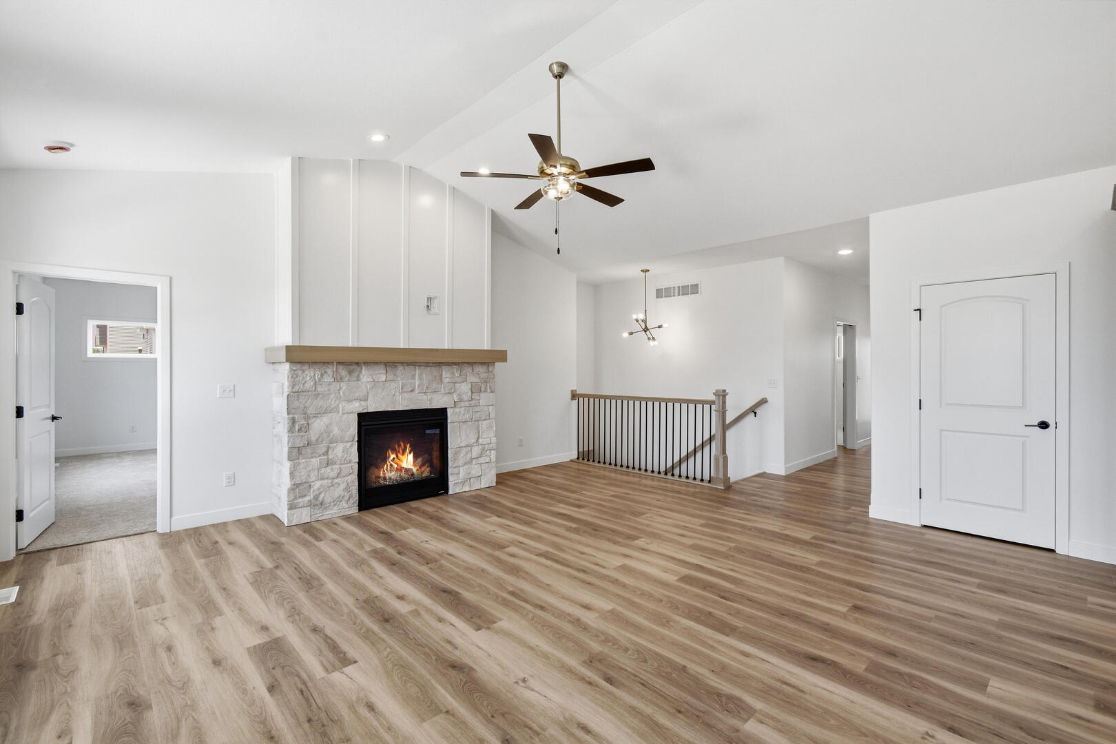 1415 W Milton Court Property Photo 7
