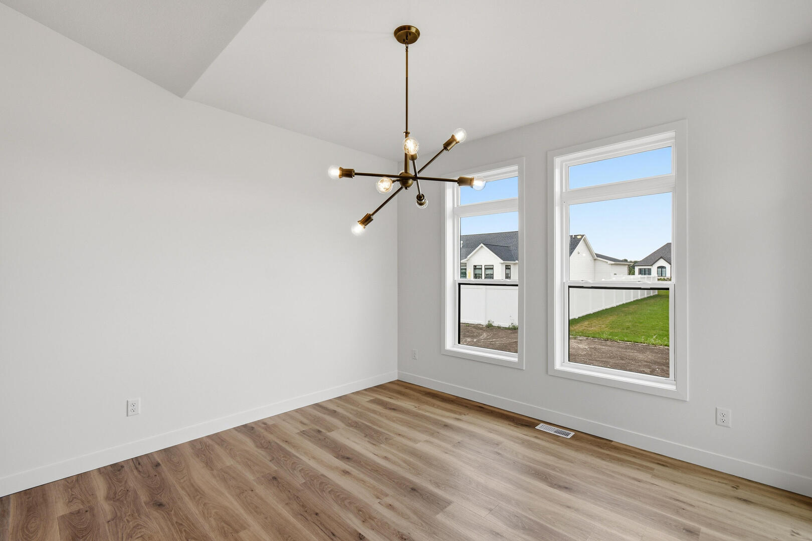 1415 W Milton Court Property Photo 17
