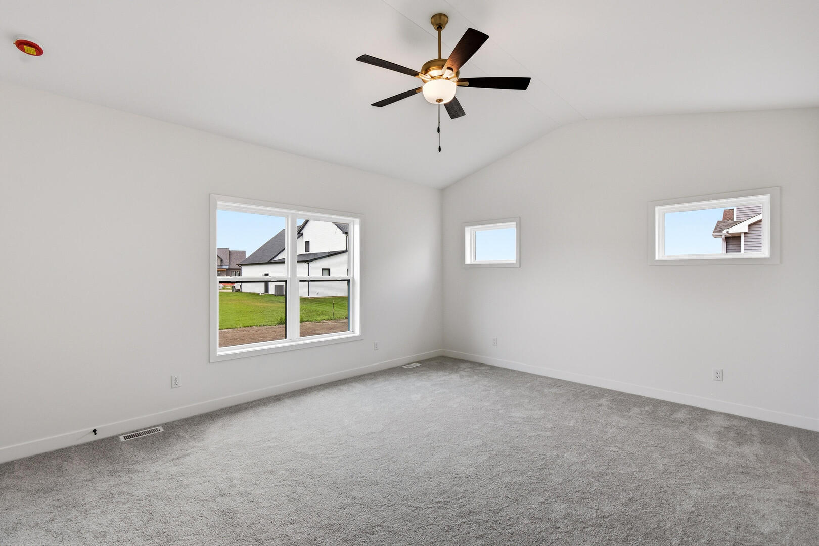 1415 W Milton Court Property Photo 19