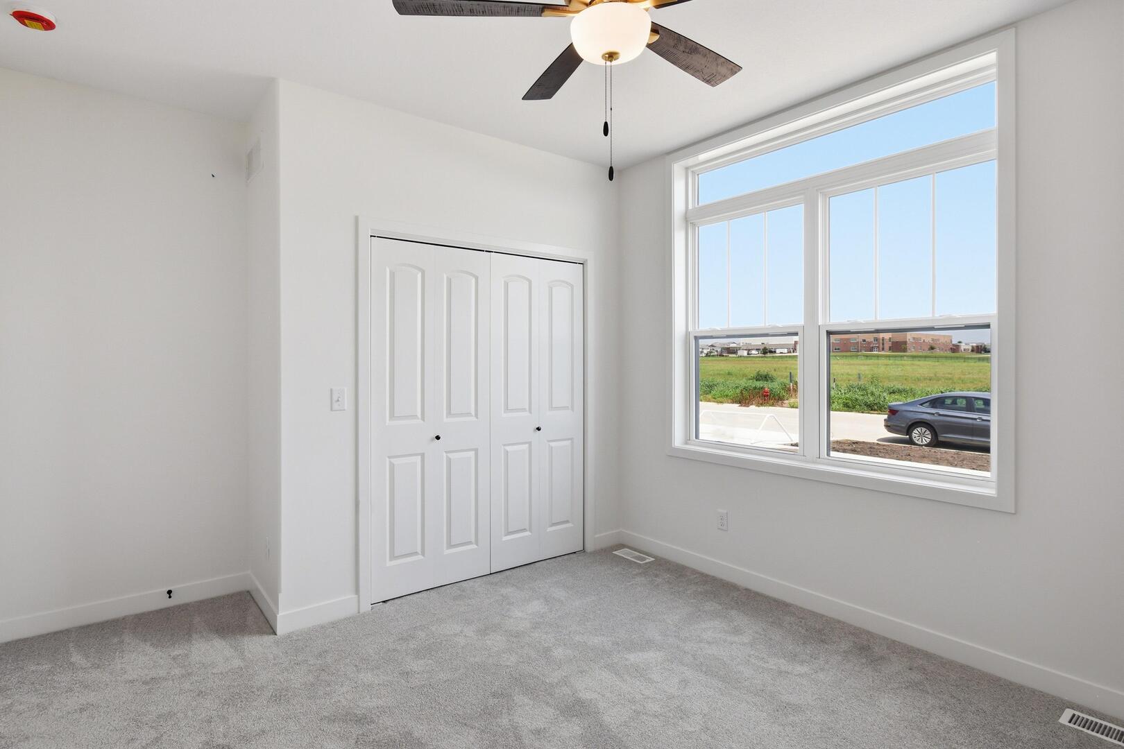 1415 W Milton Court Property Photo 29