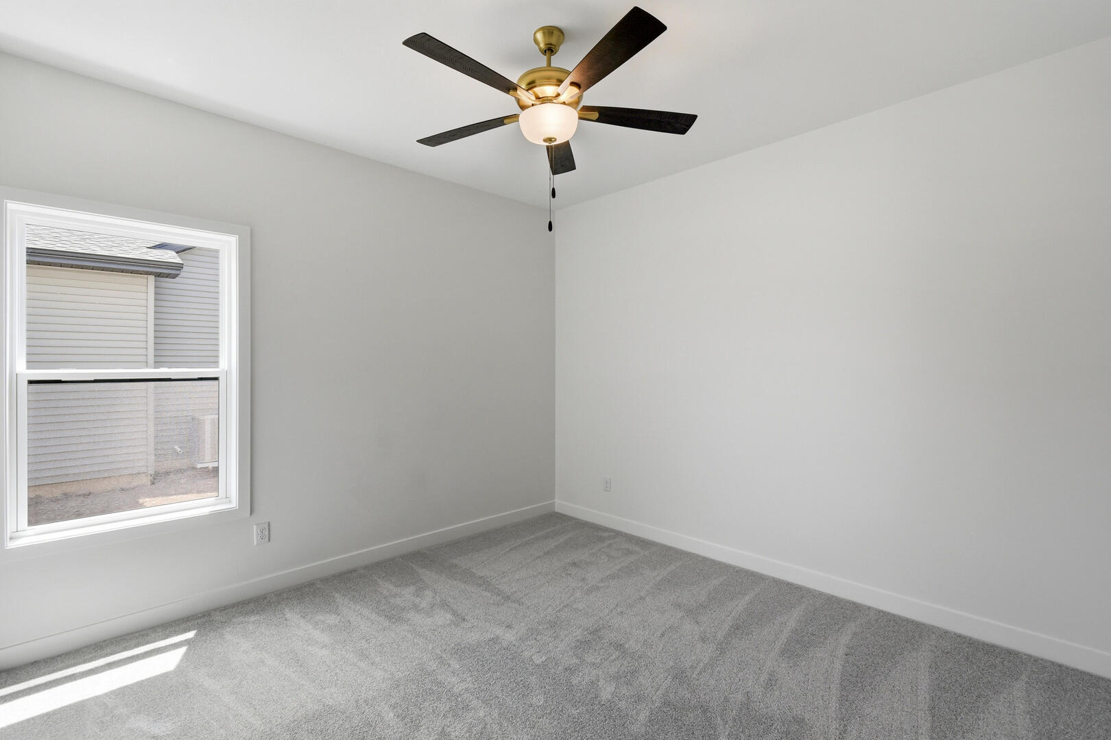1415 W Milton Court Property Photo 31