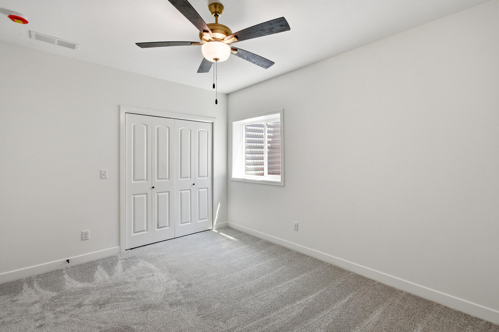 1415 W Milton Court Property Photo 44