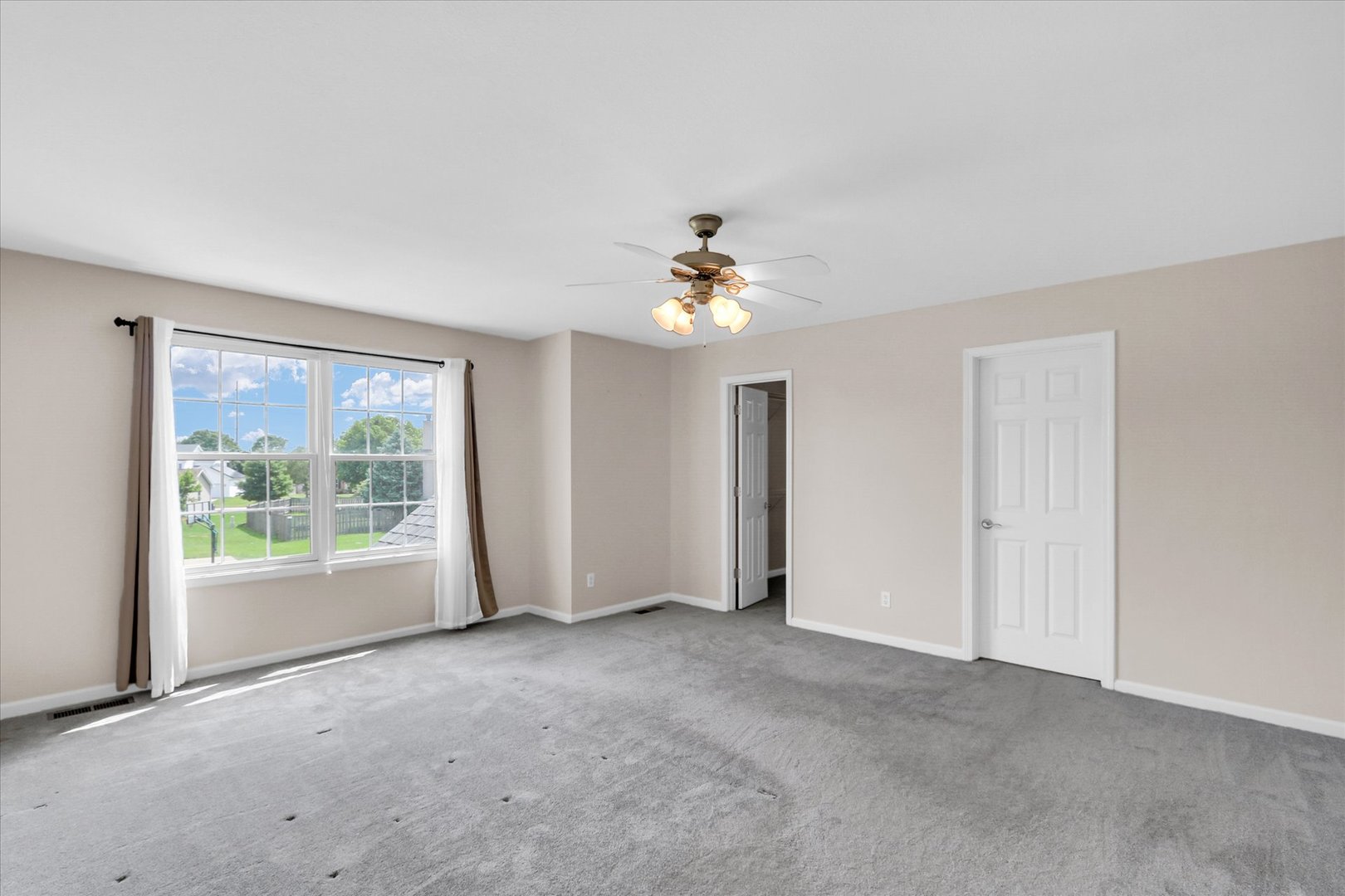 2413 Stricker Lane Property Photo 27