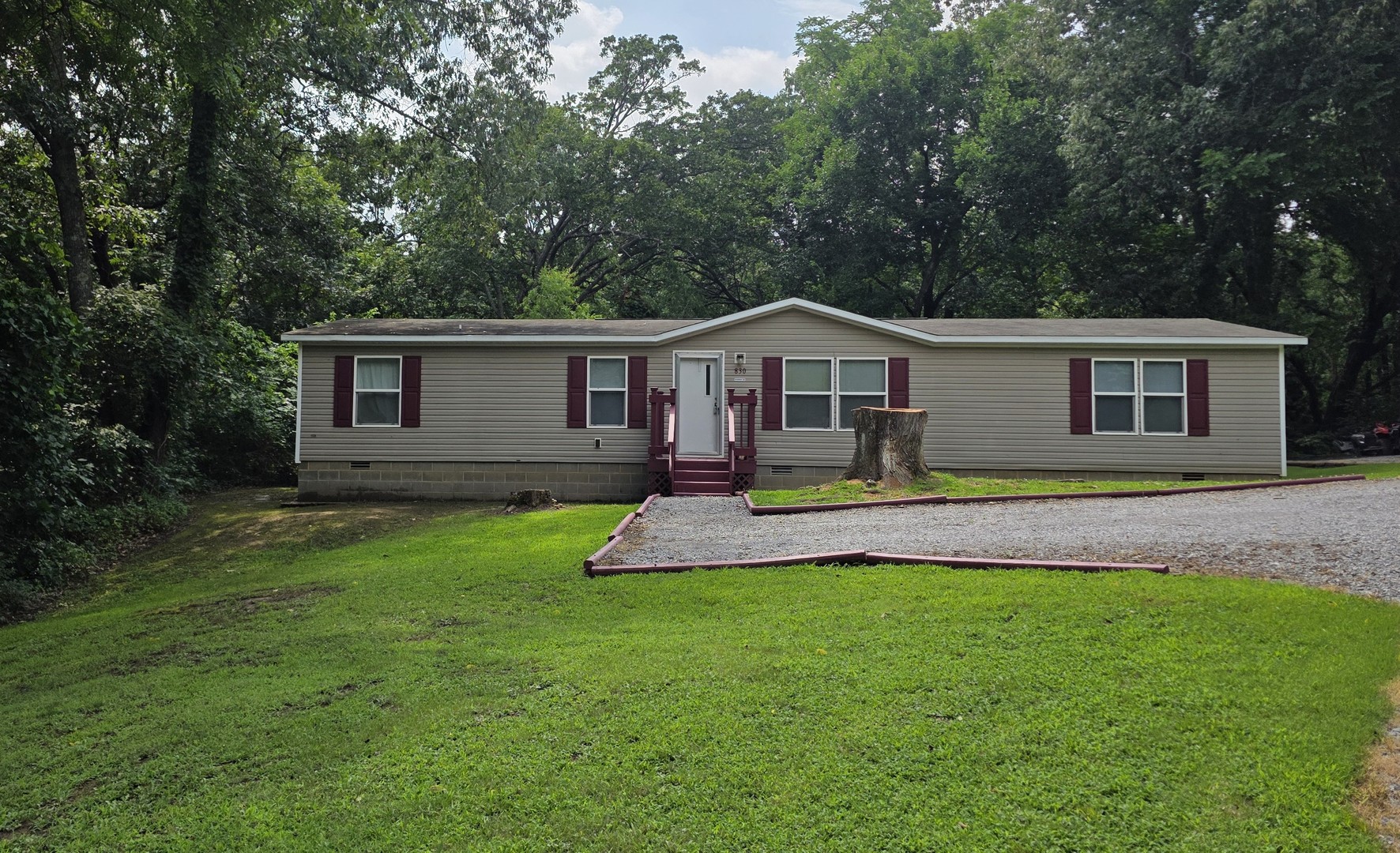 830 Telephone Road Property Photo 1