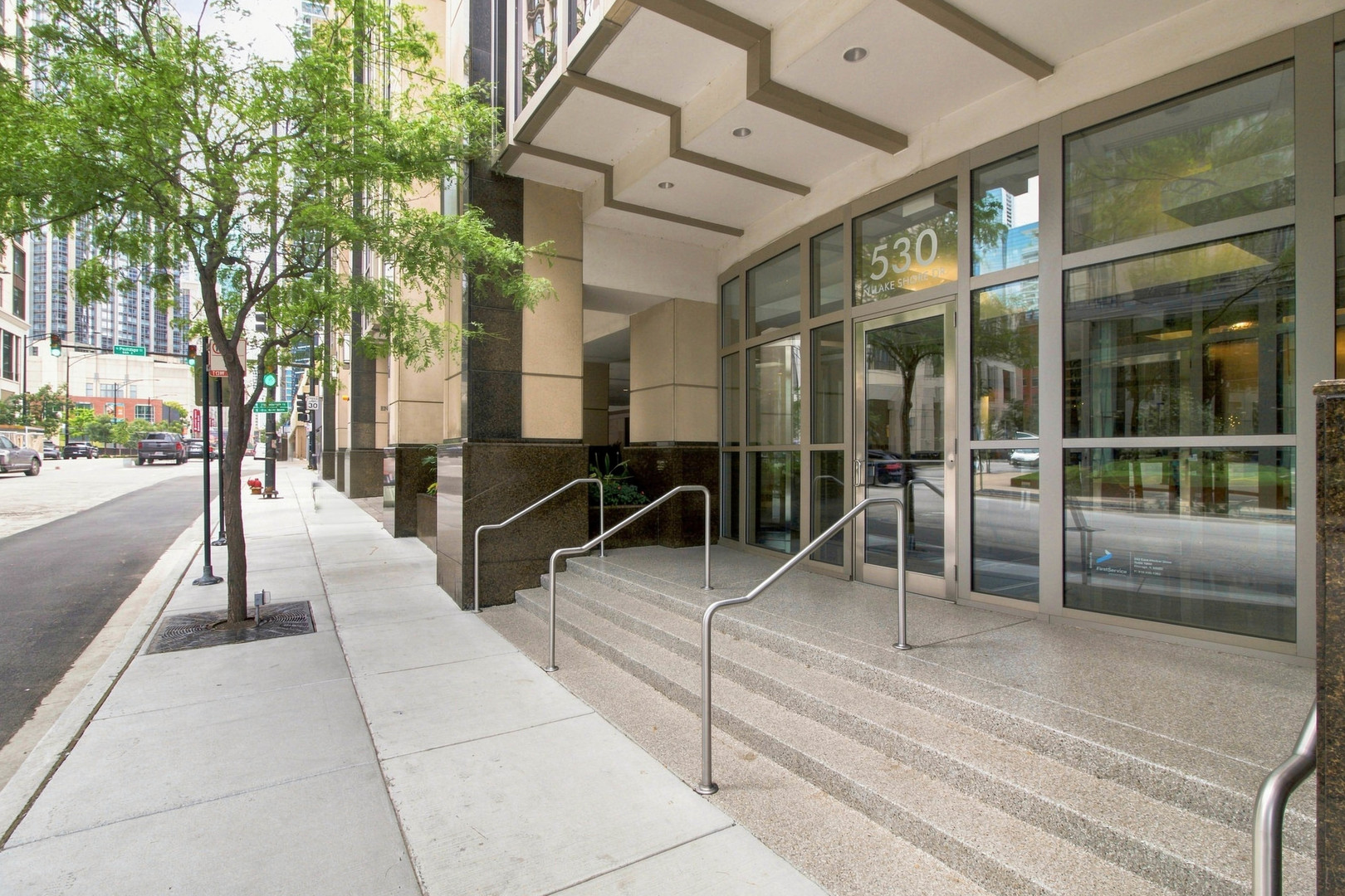 530 N Lake Shore Drive 2005 Property Photo 2