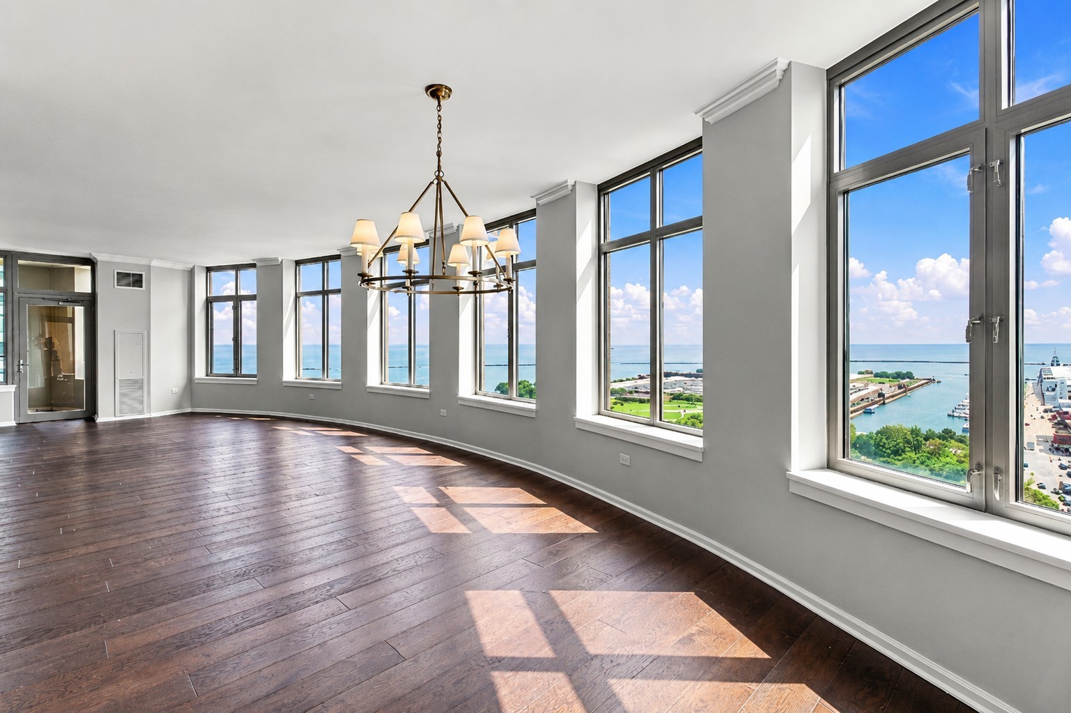 530 N Lake Shore Drive 2005 Property Photo 6
