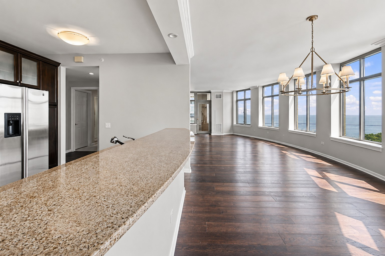 530 N Lake Shore Drive 2005 Property Photo 11
