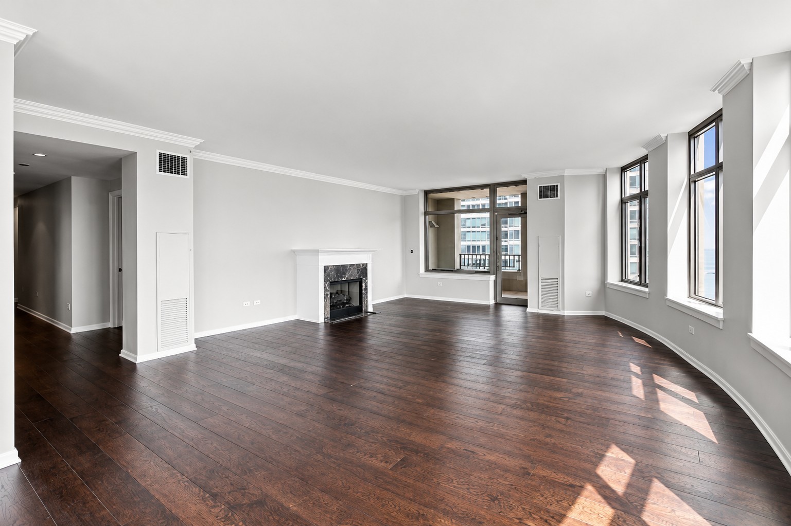 530 N Lake Shore Drive 2005 Property Photo 12