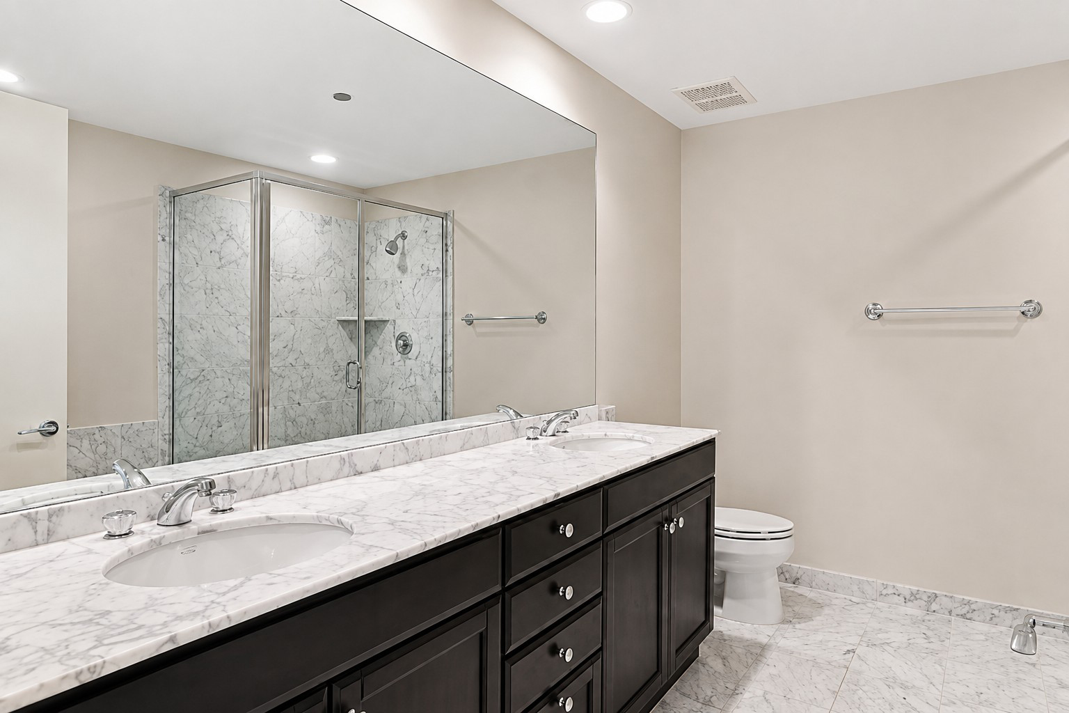 530 N Lake Shore Drive 2005 Property Photo 21