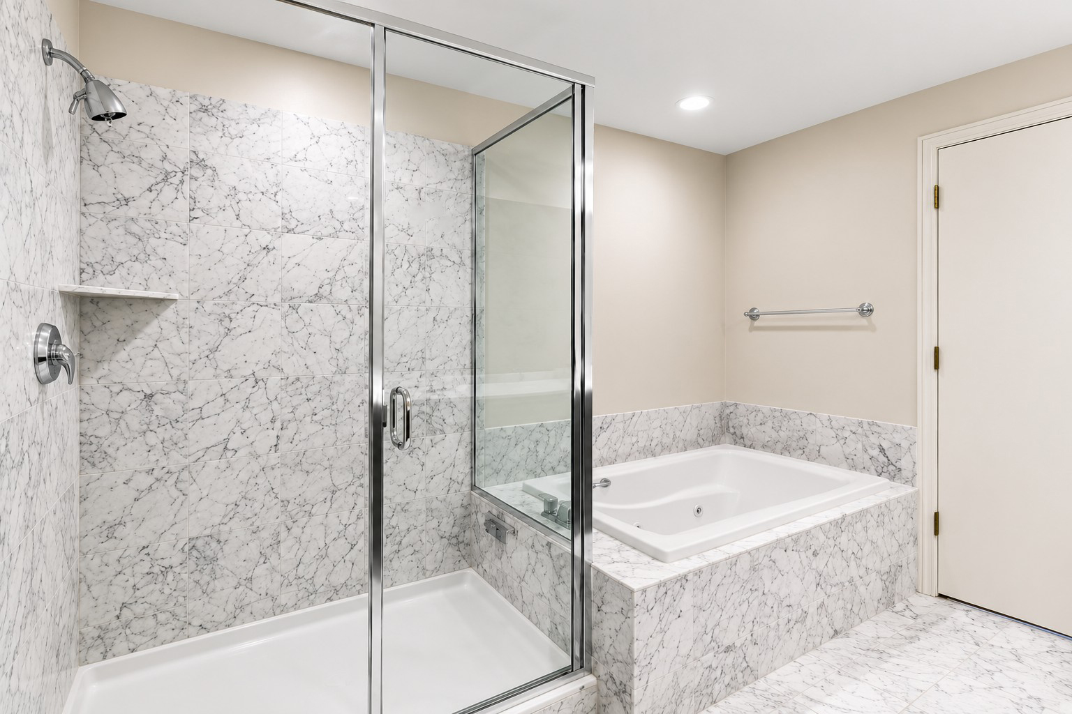 530 N Lake Shore Drive 2005 Property Photo 22