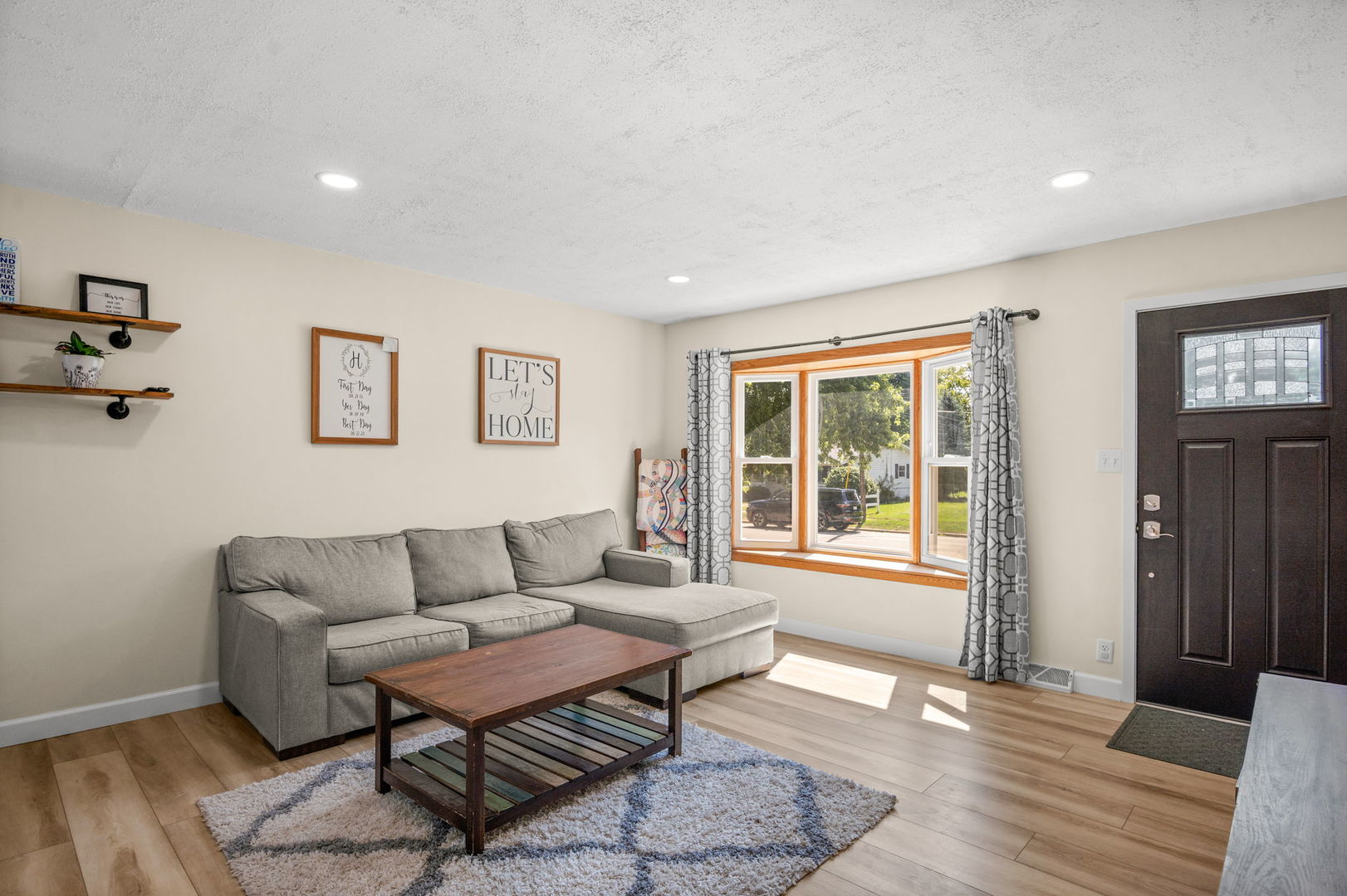 1530 Sunrise Drive Property Photo 8