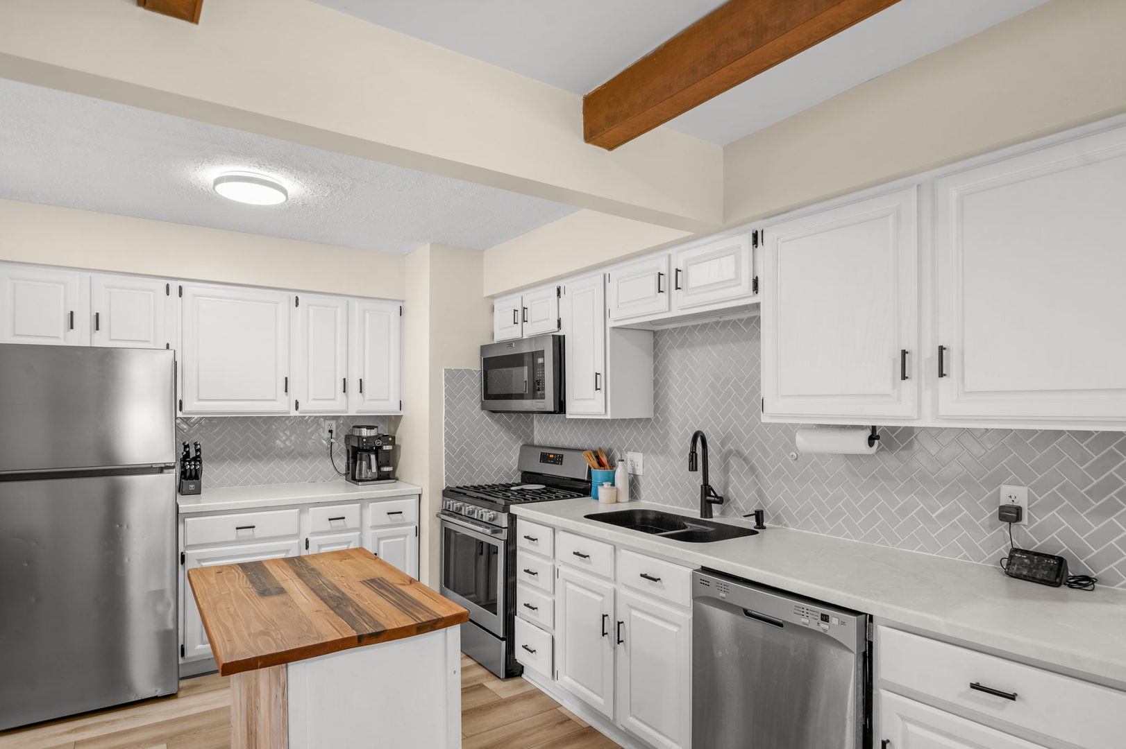 1530 Sunrise Drive Property Photo 11