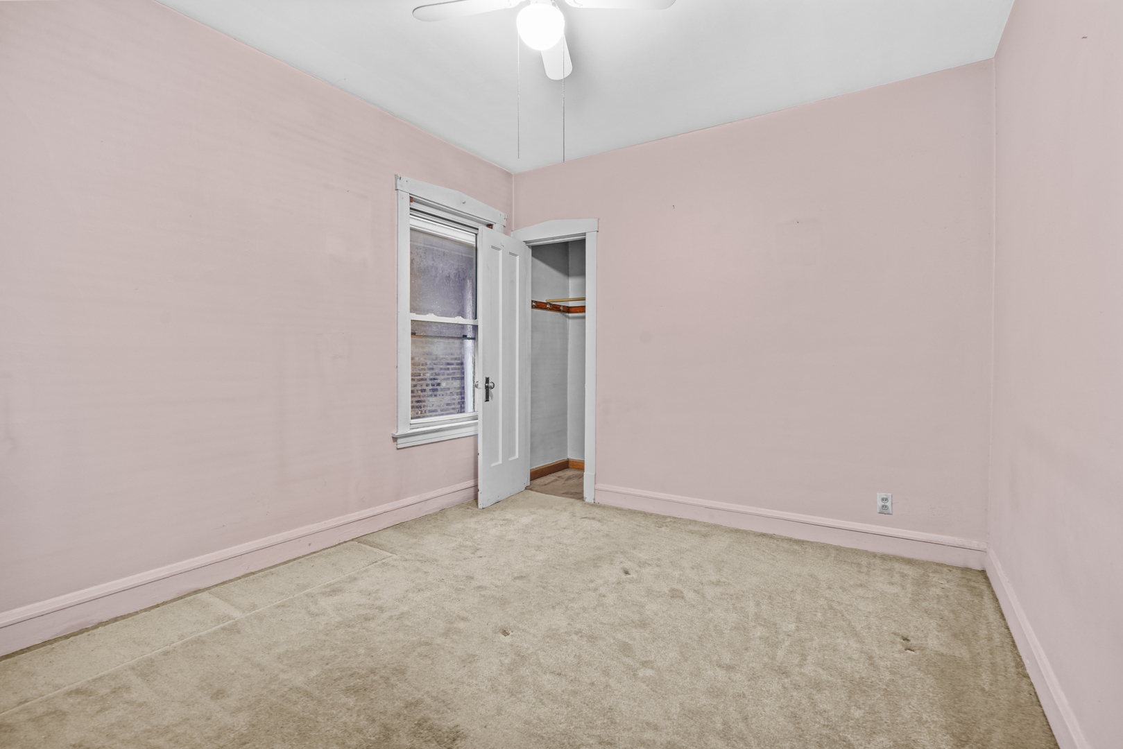 3239 Cuyler Avenue Property Photo 7