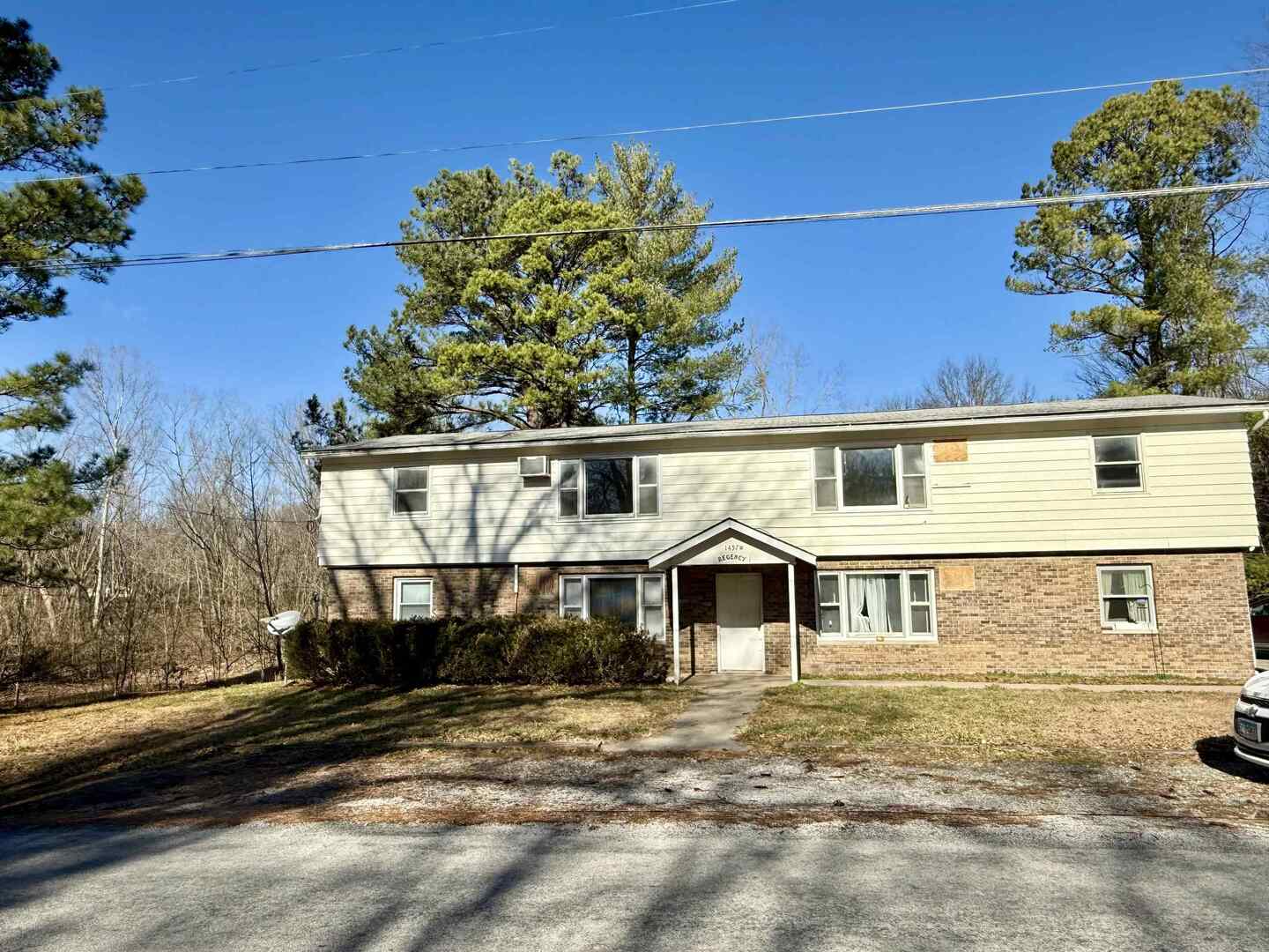 1457 W Lake Drive Property Photo 1
