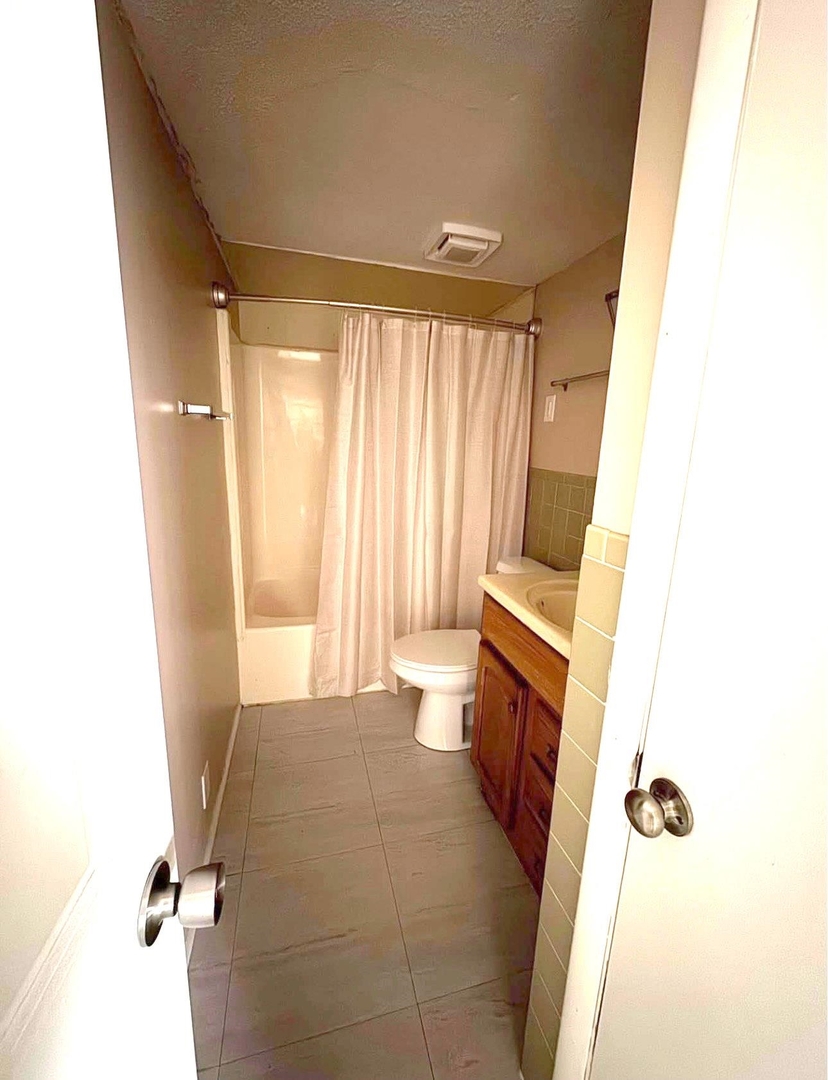 1457 W Lake Drive Property Photo 19