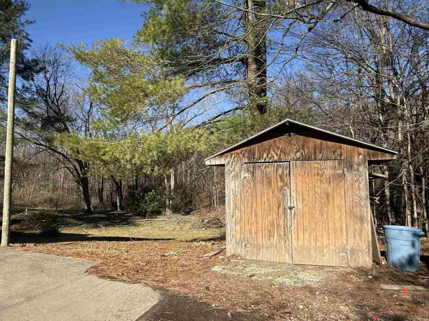 1457 W Lake Drive Property Photo 22