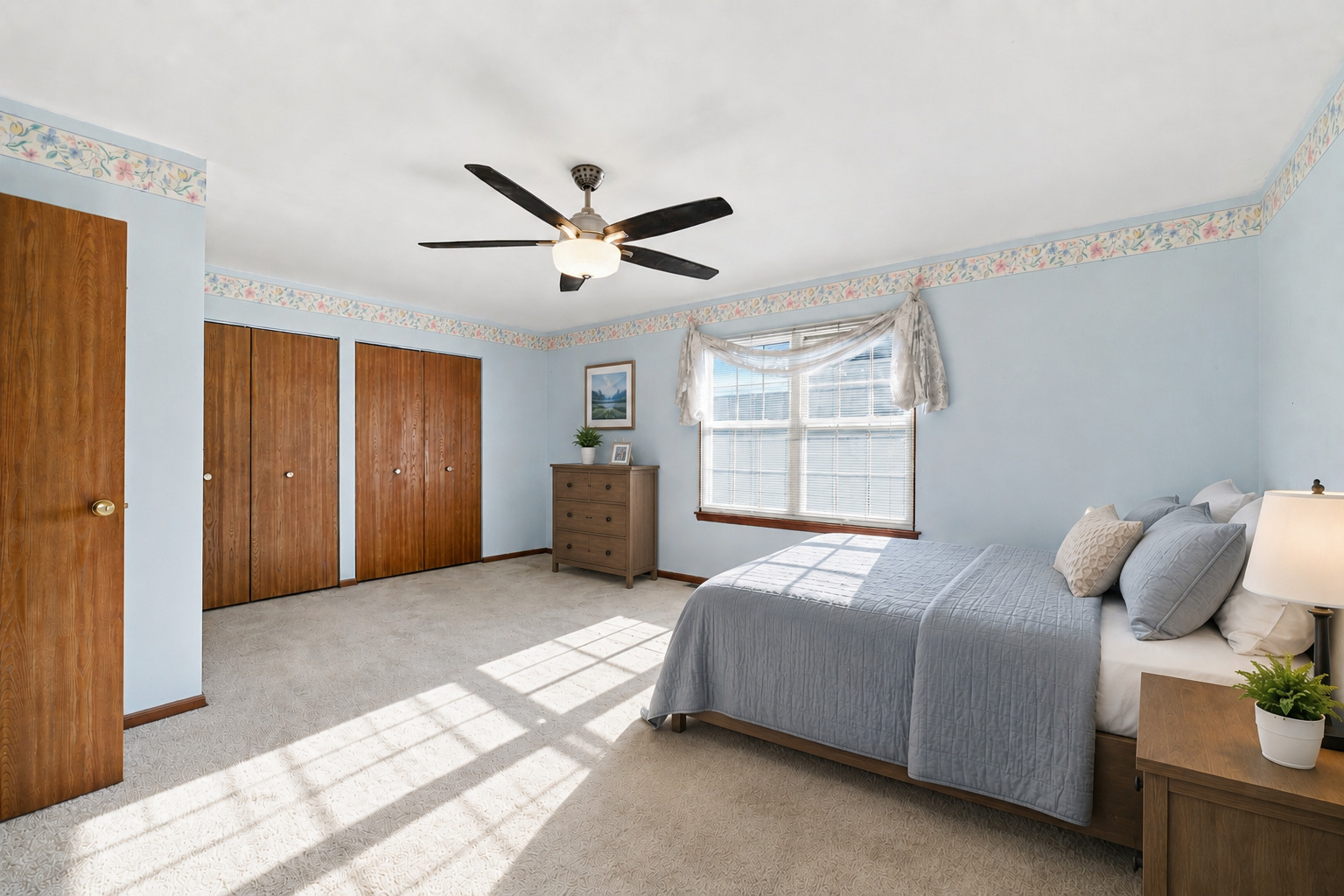 875 N Tamarac Boulevard Property Photo 17