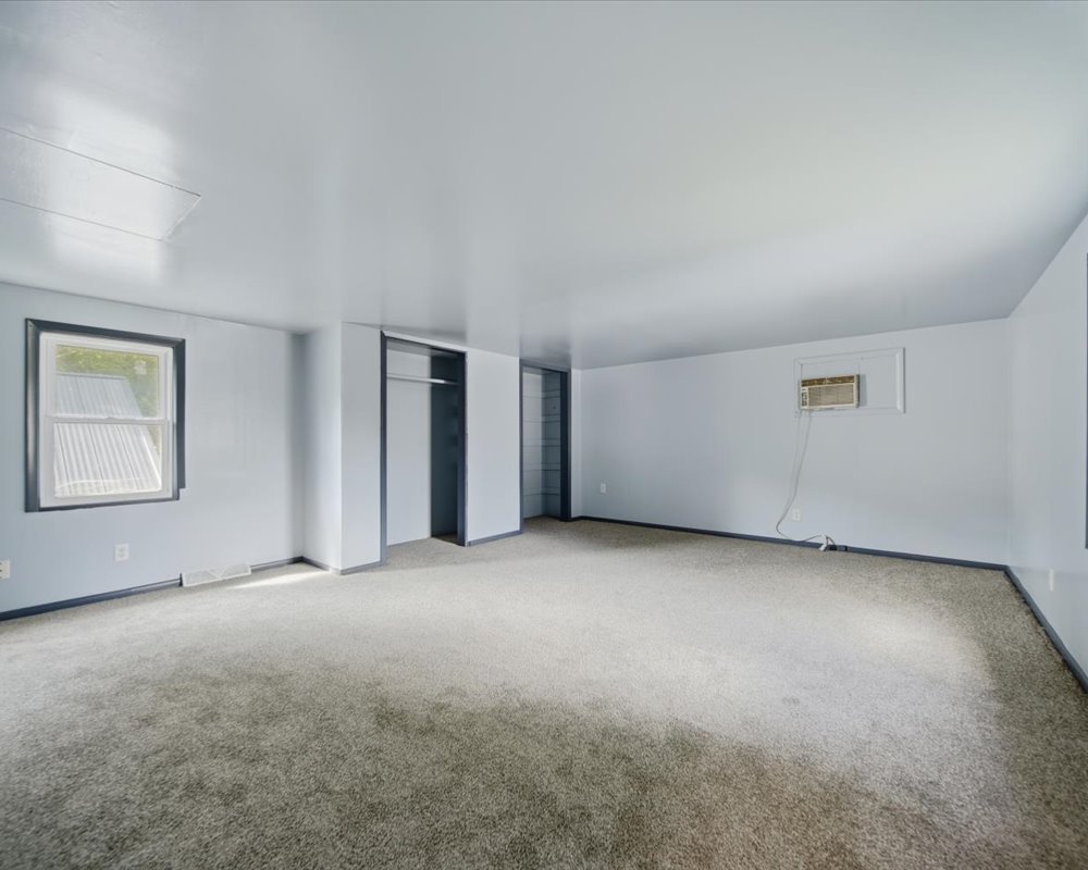 704 12th Avenue Property Photo 13