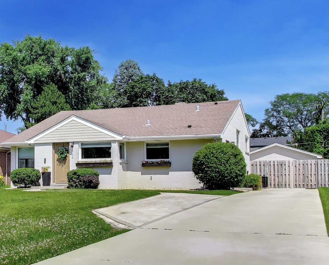 703 Webster Avenue Property Photo 1