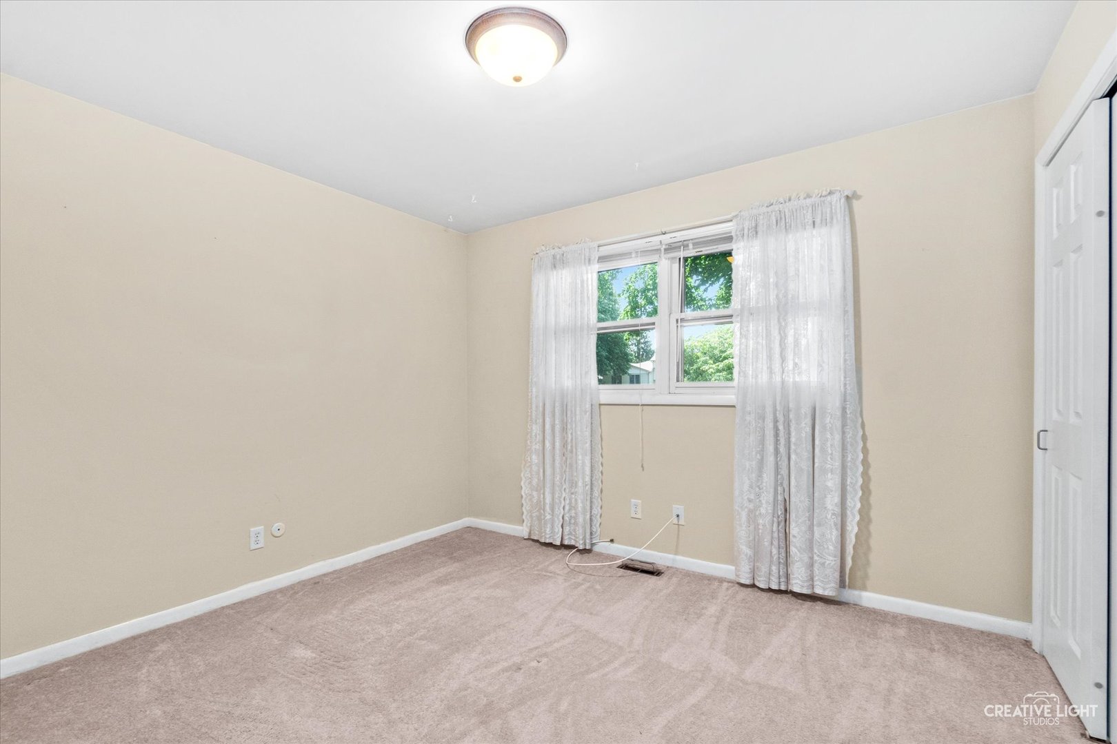 51 Dawn Avenue Property Photo 10