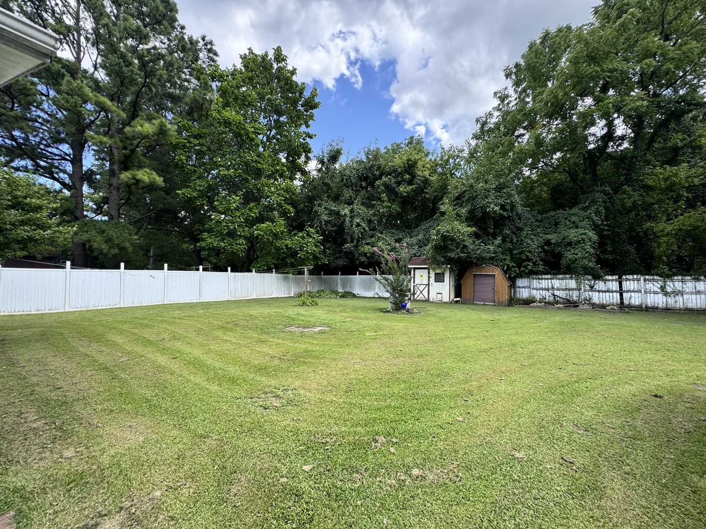 204 W Parrish Avenue Property Photo 13