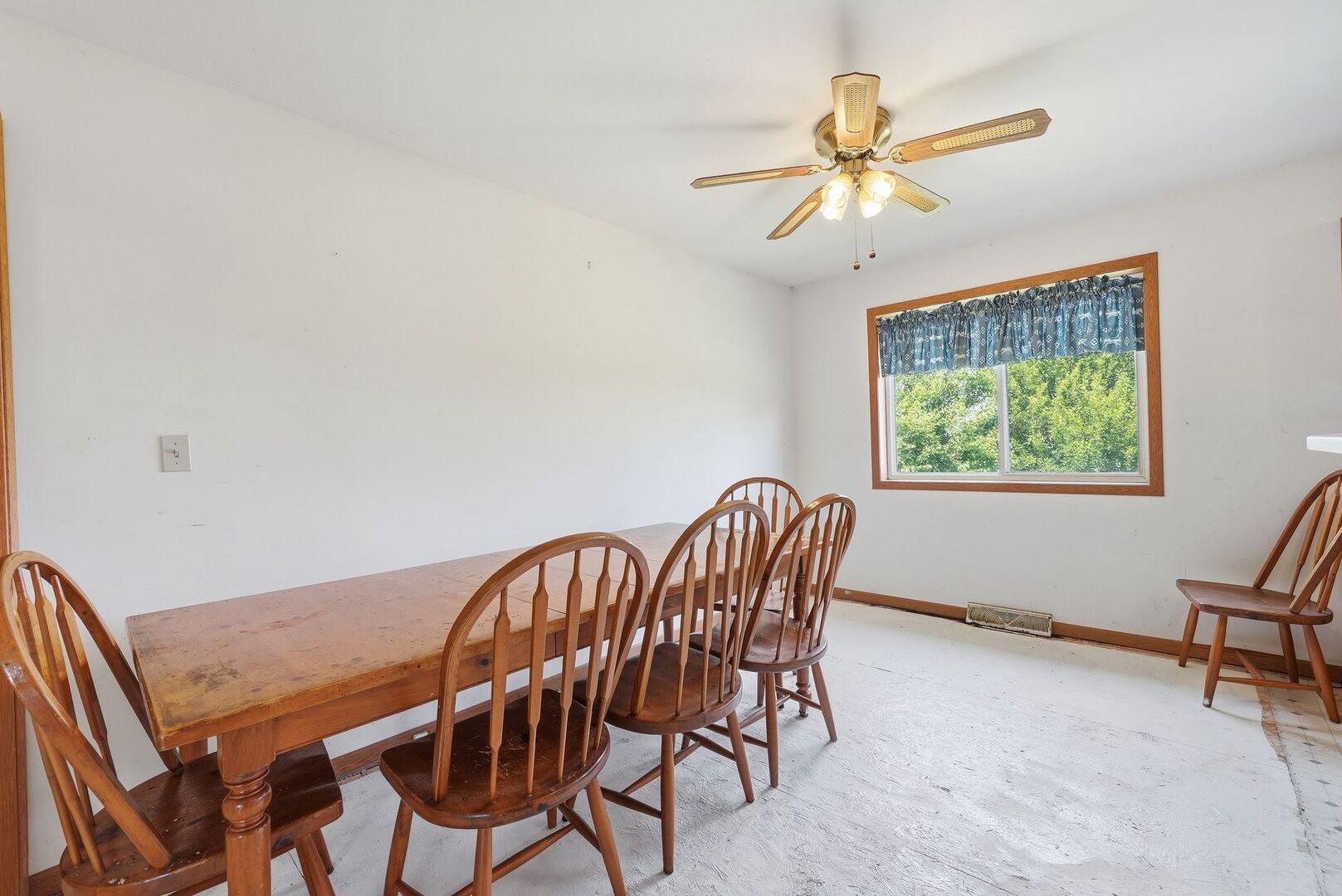 2961 W 2000s Road Property Photo 4