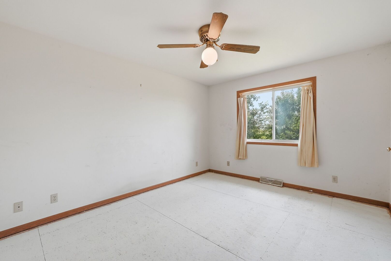 2961 W 2000s Road Property Photo 6