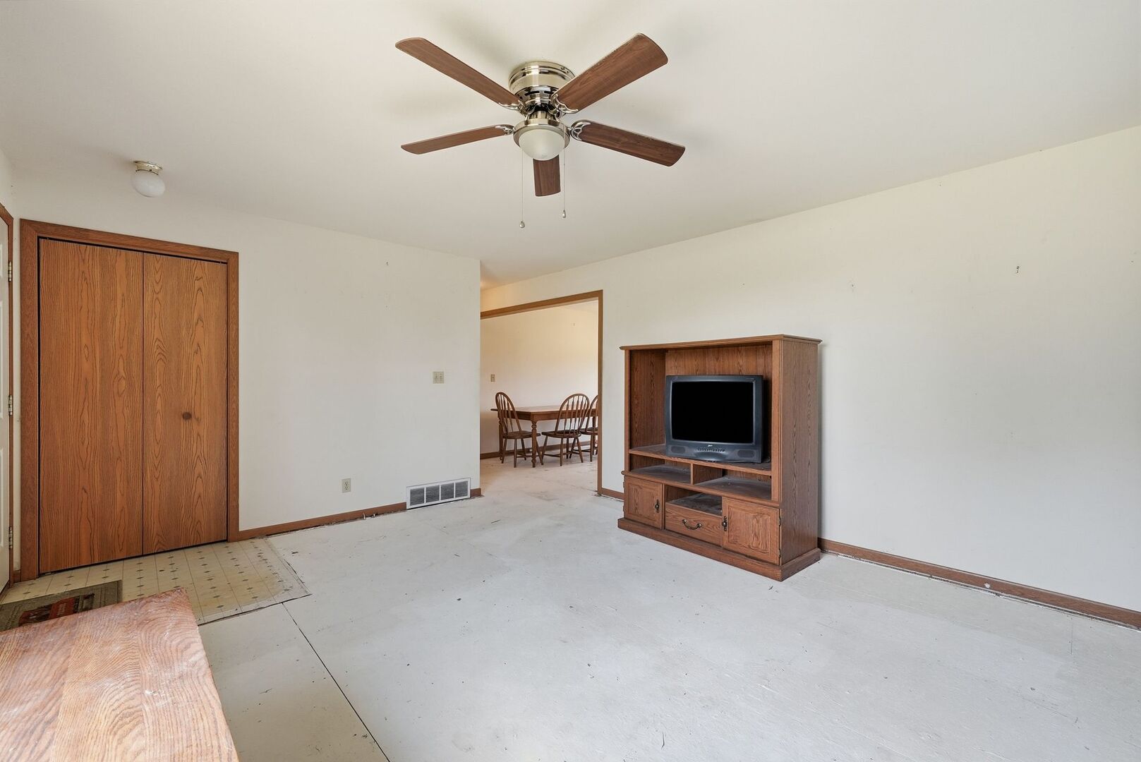 2961 W 2000s Road Property Photo 13