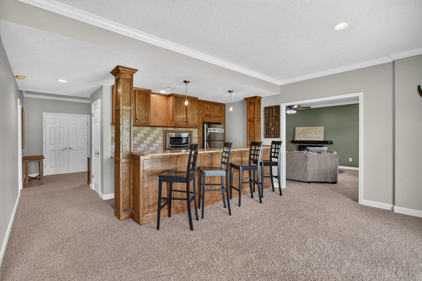 2808 E 64th Court Property Photo 40