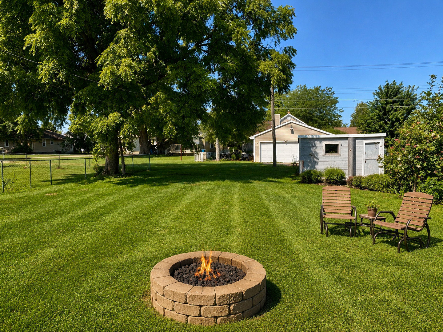 130 S Iowa Avenue Property Photo 6