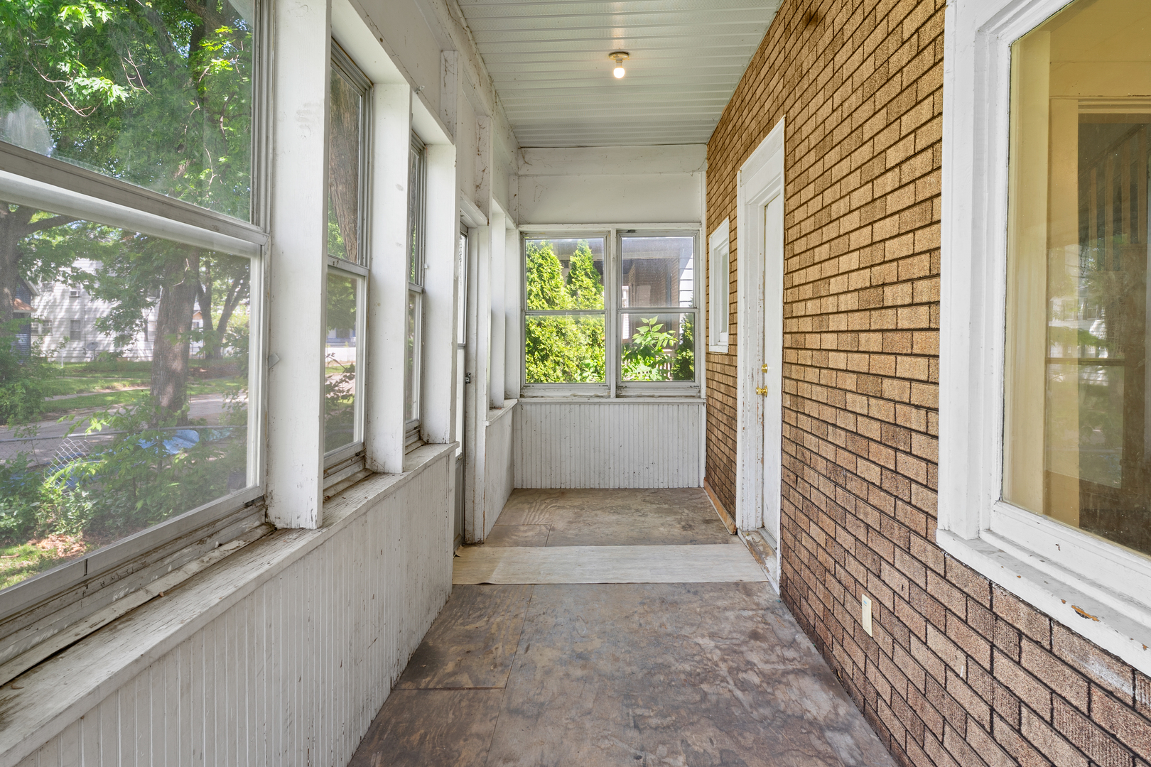 1023 16th Street Property Photo 3