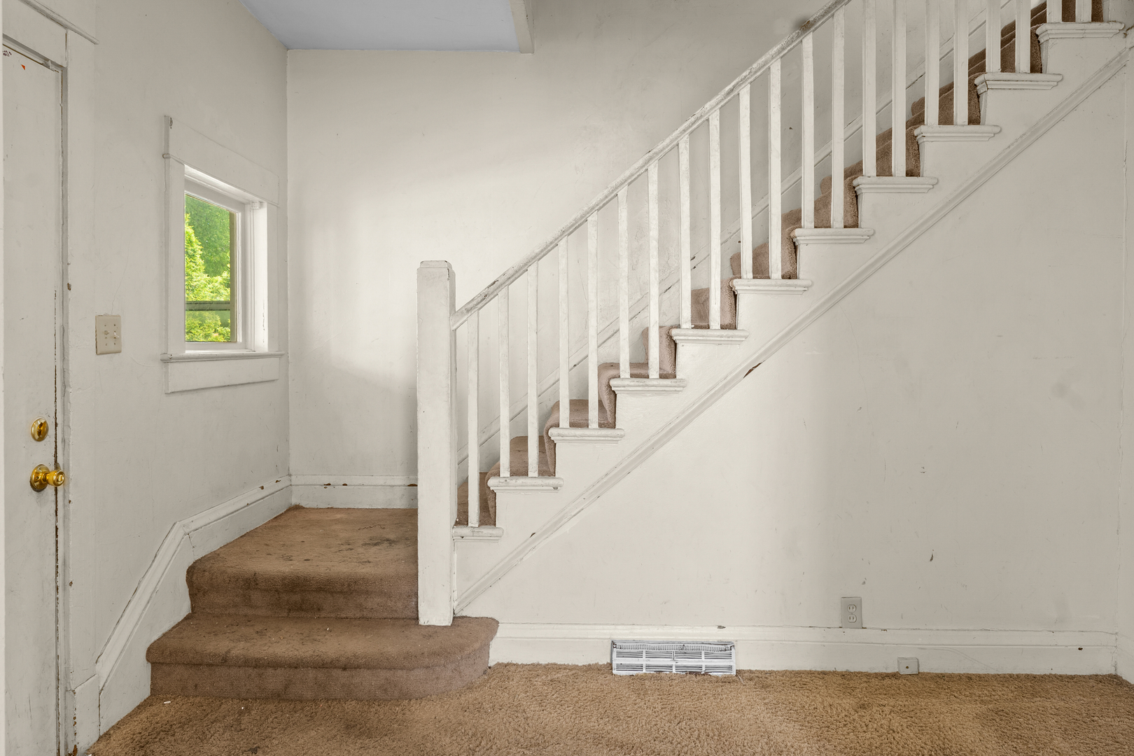 1023 16th Street Property Photo 8