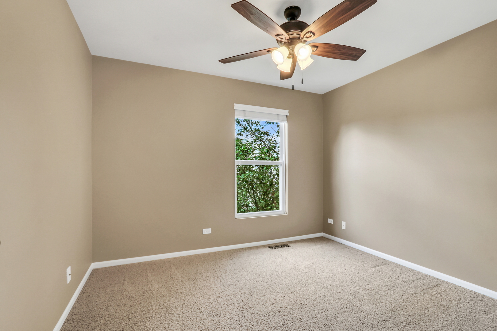 18774 W Glenhurst Drive Property Photo 42