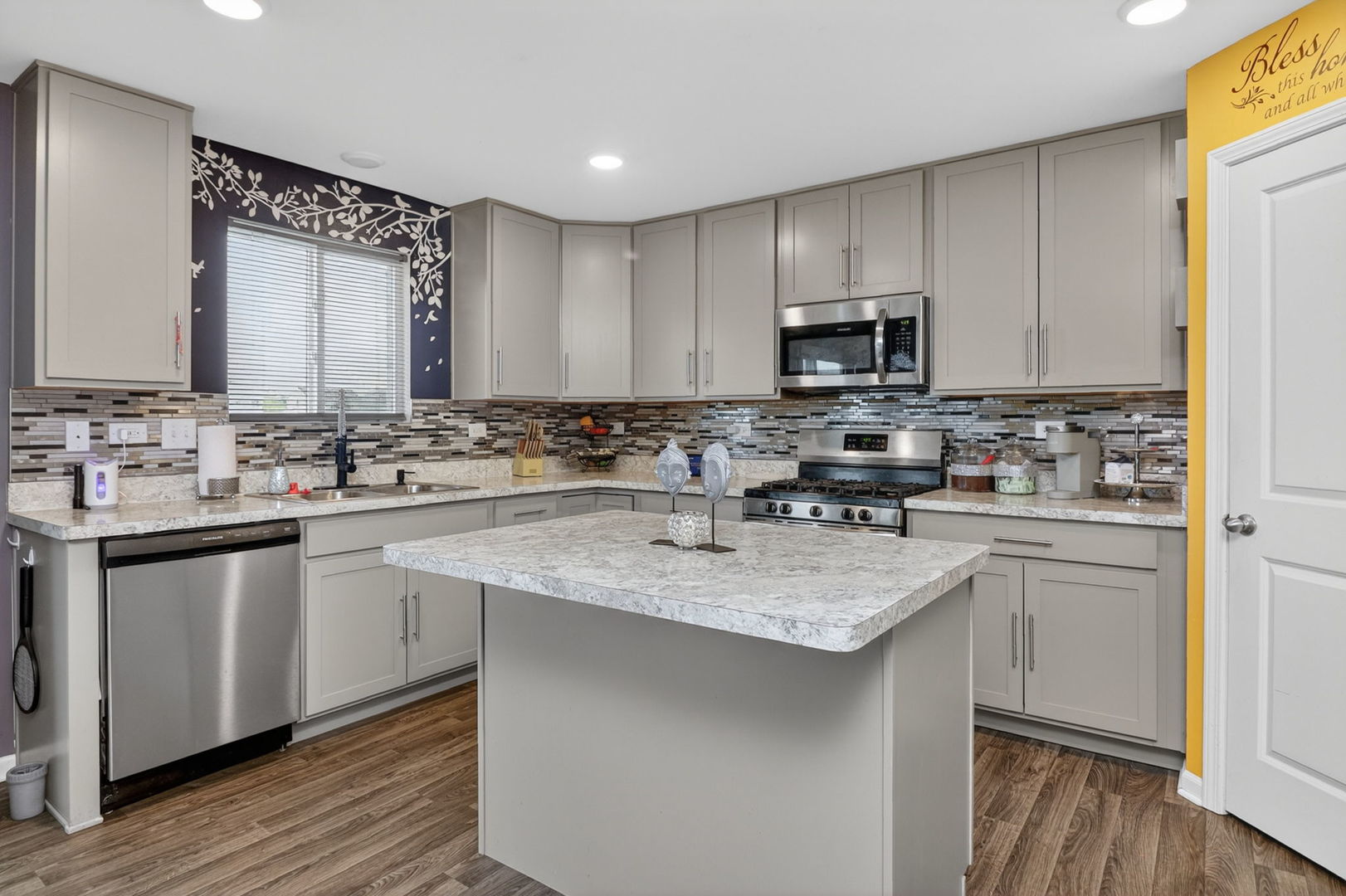 1213 Prairie Creek Trail Property Photo 4