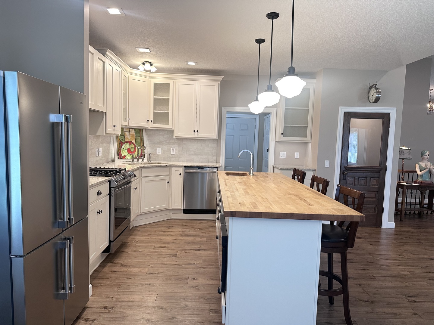 1415 Edens Avenue Property Photo 3