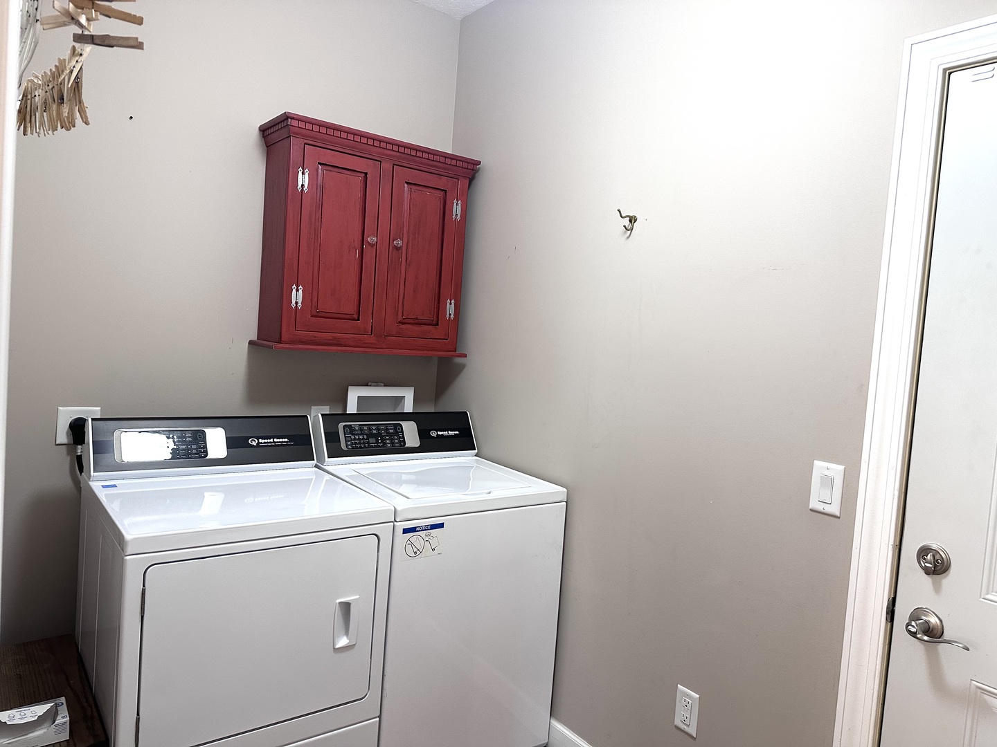 1415 Edens Avenue Property Photo 8