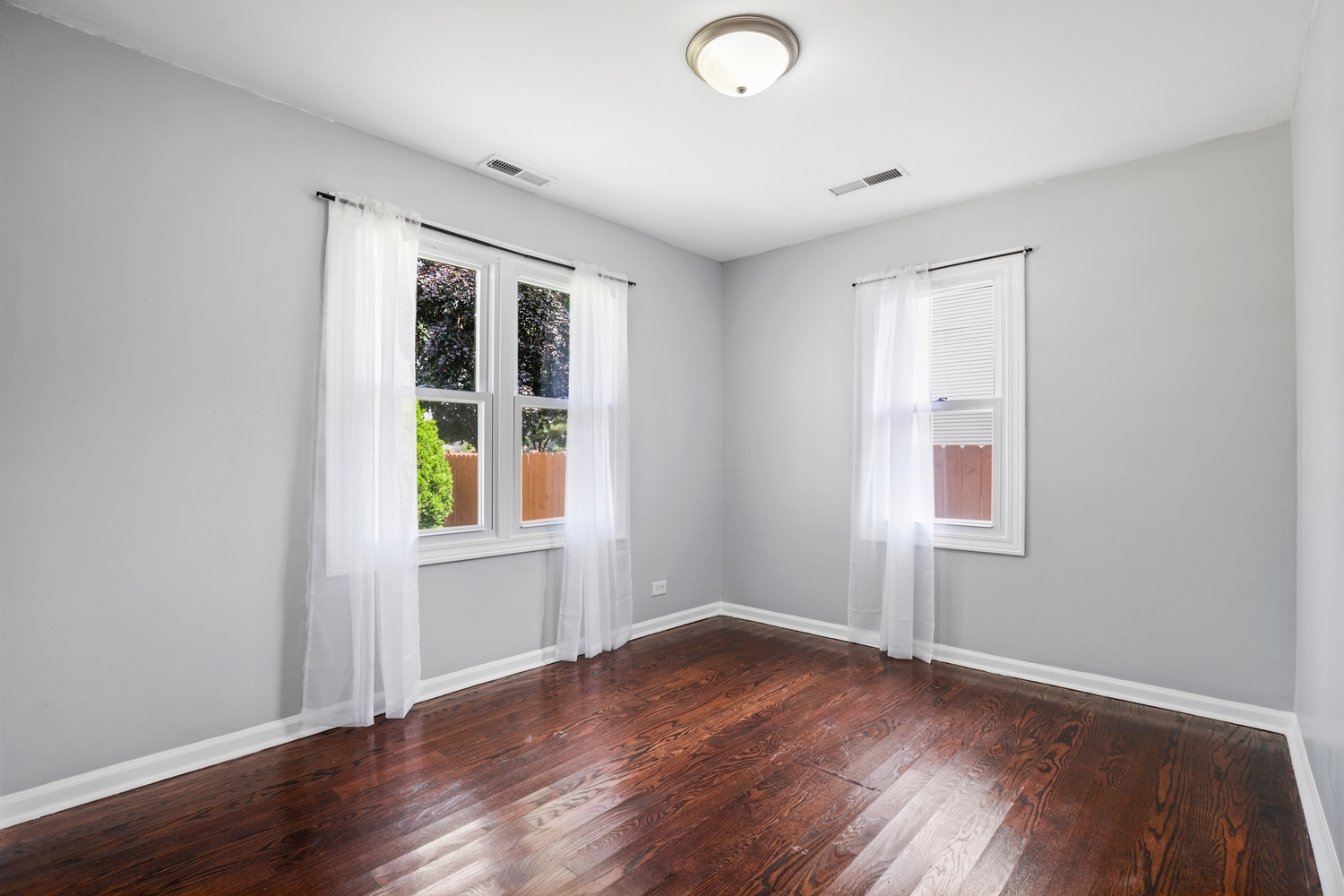 6243 Birmingham Street Property Photo 11
