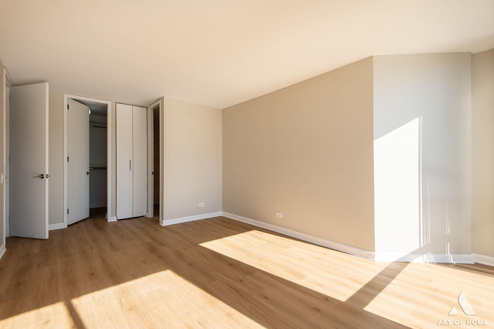 345 W Fullerton Parkway 1205 Property Photo 17