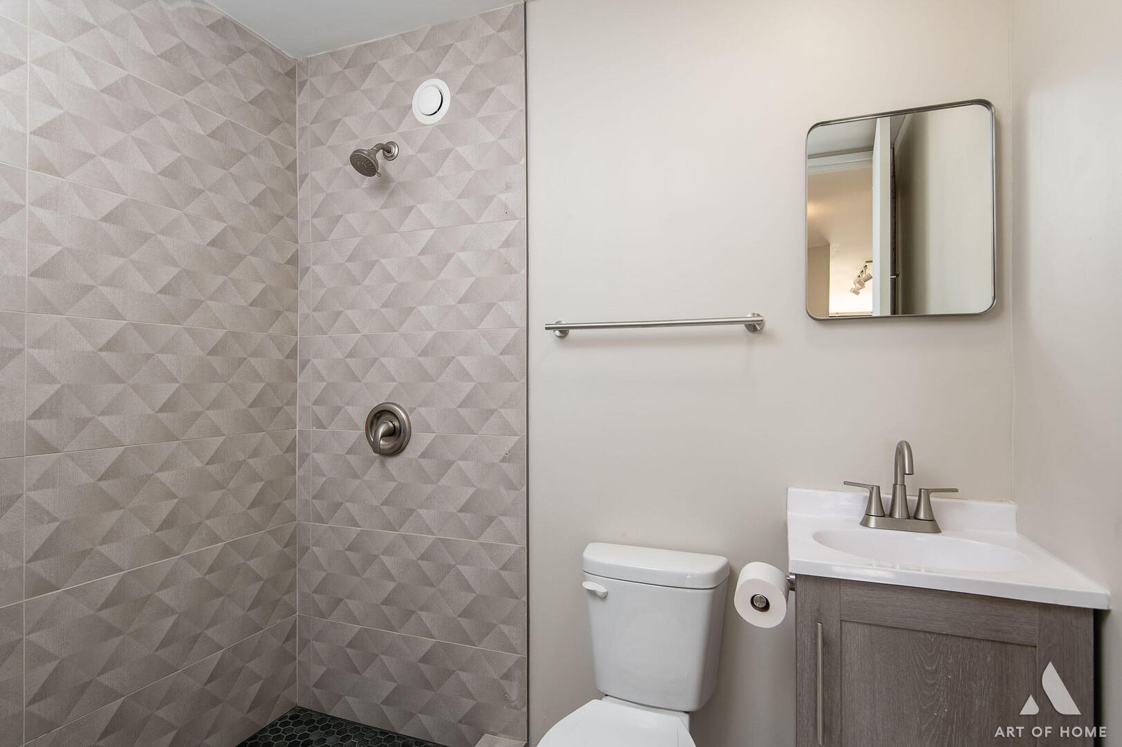 345 W Fullerton Parkway 1205 Property Photo 25
