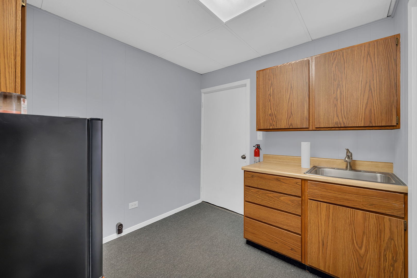 3s340 Rockwell Street 201 Property Photo 2
