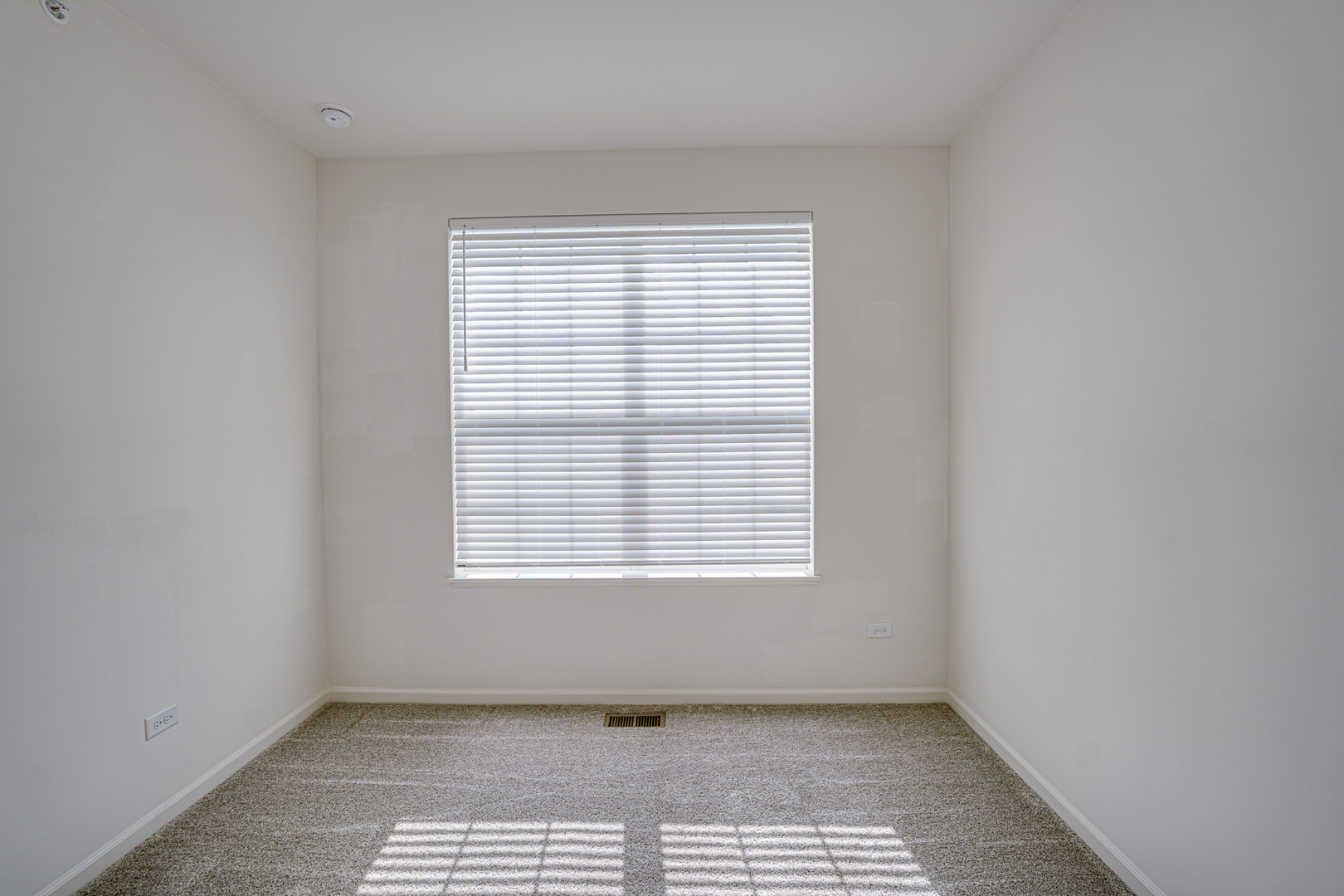 2939 Showplace Drive Property Photo 15